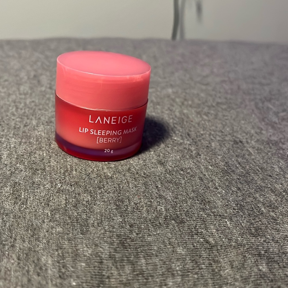 laneige lip sleeping mask (berry)